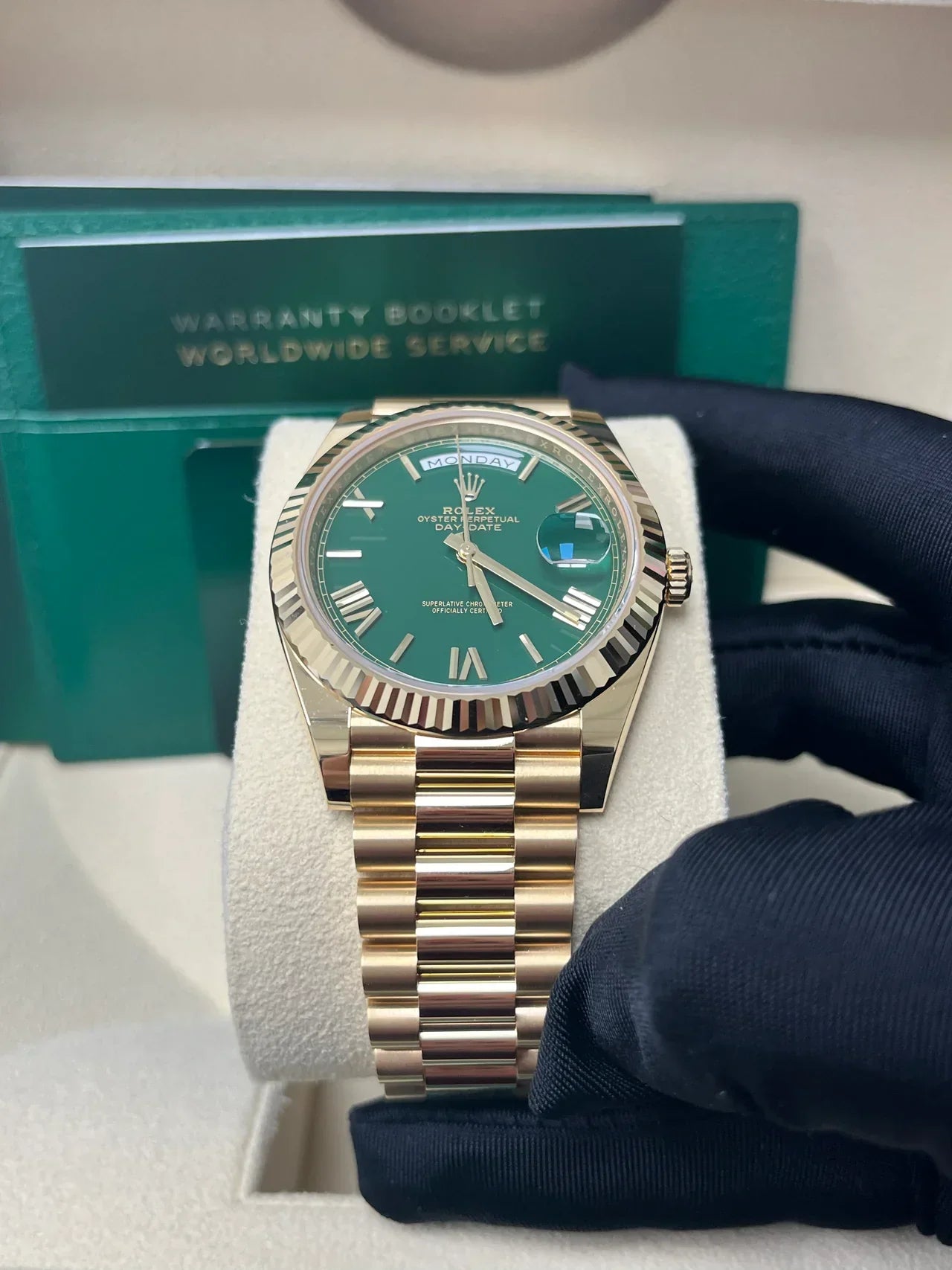 Daydate Oro Giallo-Verde Numeri Romani 228235 40 mm